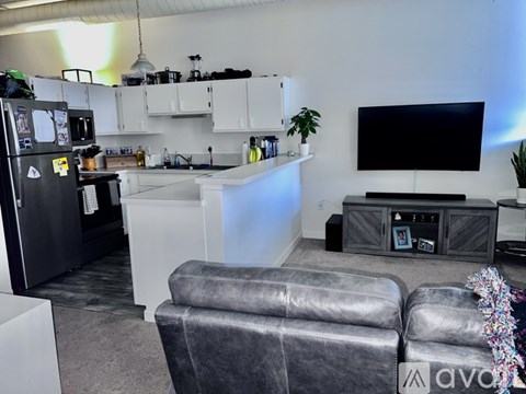 1133 West 9Th Street 1 Bed Apartment for Rent