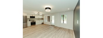 3 Bedrooms (D), 2 Bathrooms
