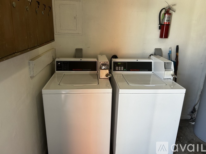 Source URL: https://prod-avail.s3.amazonaws.com/public_images/42075596/listing/IMG_8274.jpeg