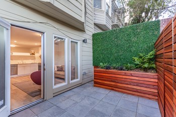 1750 Golden Gate Avenue Studio-2 Beds Apartment for Rent - Photo Gallery 2