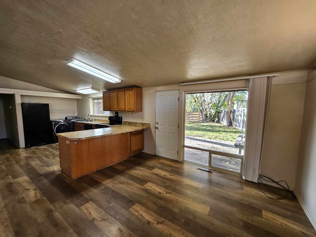 1919 S Orchard St 3 Beds House for Rent - Photo Gallery 8