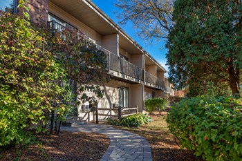 50 Schroeder Court #115 Studio-1 Bed Apartment for Rent - Photo Gallery 5