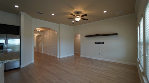 239 Oxford Drive 4 Beds Apartment for Rent