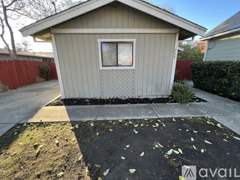 2247 Park St 2 Beds Apartment for Rent