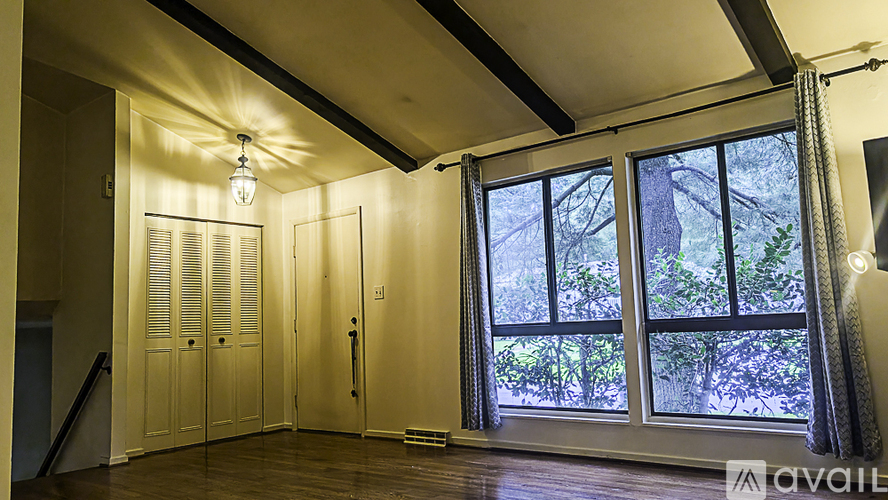 11582 Embers Court 3 Beds Single Family Home for Rent - Photo gallery 5