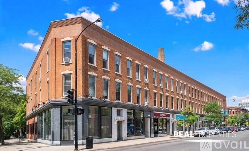 2220 N Clark St 1 Condo for Rent - Photo gallery 1