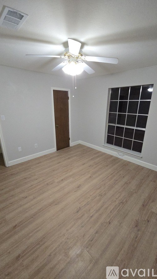 Source URL: https://prod-avail.s3.amazonaws.com/public_images/41513533/listing/1000042668.jpg