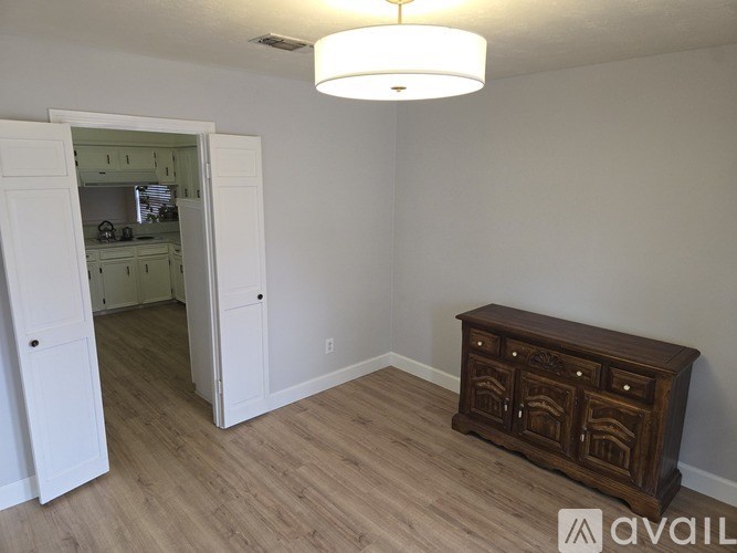 Source URL: https://prod-avail.s3.amazonaws.com/public_images/41513528/listing/1000042659.jpg