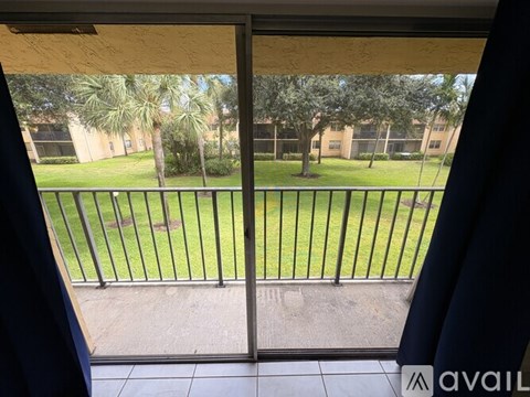 2925 Southwest 22Nd Avenue 2 Beds Apartment for Rent