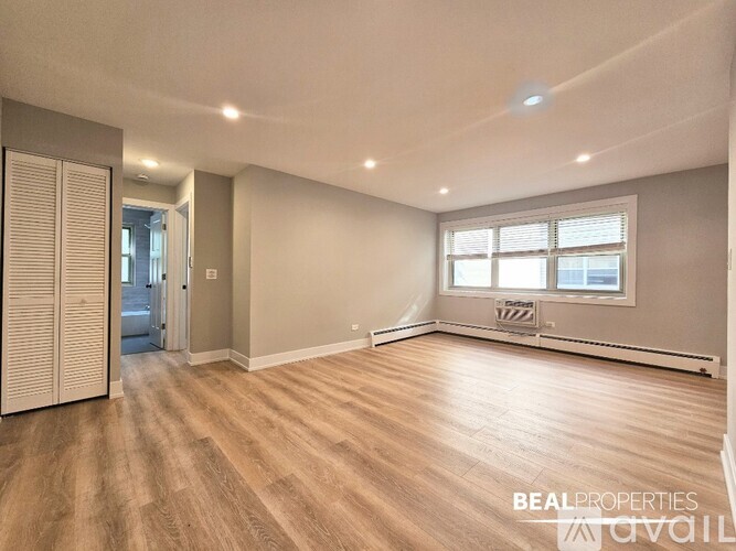 452 W Oakdale Ave 1 Condo for Rent - Photo gallery 3
