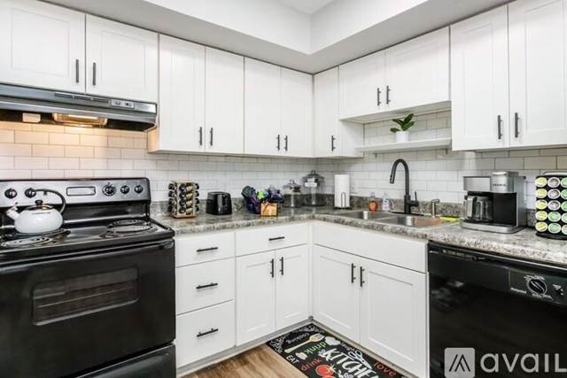 1-bedroom apartment at 600 Whispering Hills Dr in Nashville, TN