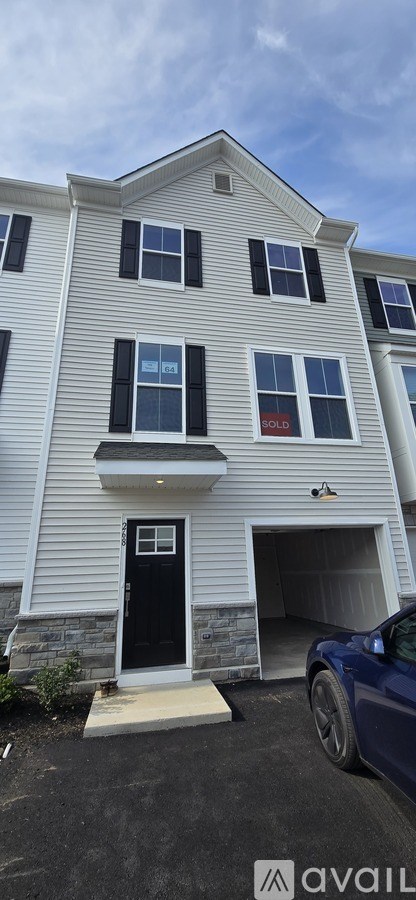 268 Talucci Dr 3 Beds Apartment for Rent