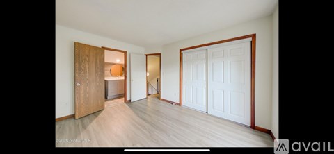 551 Sand Creek Road 2 Beds Apartment for Rent