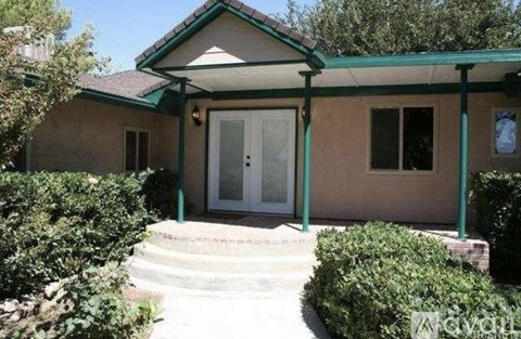 7655 West Avenue A2 3 Beds Apartment for Rent