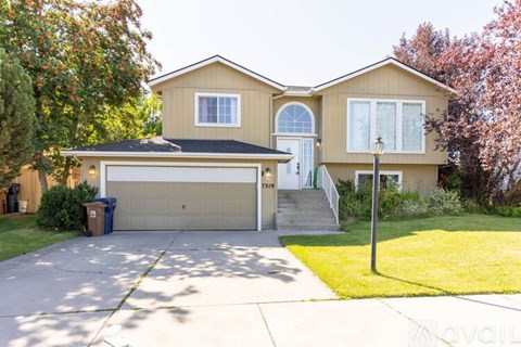 7319 N Perry St 3 Beds Apartment for Rent