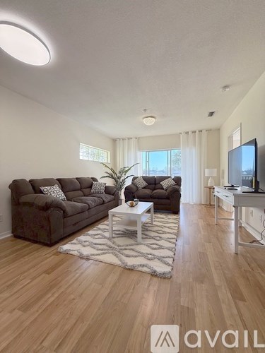 19325 Water Oak Drive 2 Beds Apartment for Rent