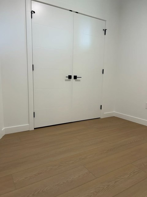 10735 70 Avenue Northwest 1-3 Beds Apartment for Rent - Photo Gallery 21