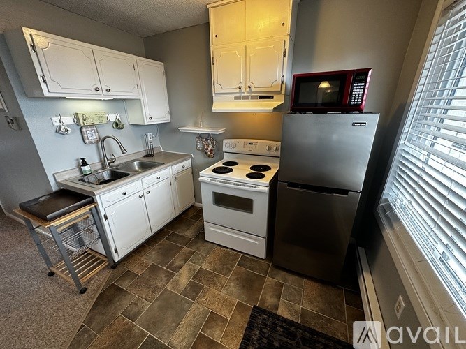 Source URL: https://prod-avail.s3.amazonaws.com/public_images/41513172/listing/5133_Sign.png