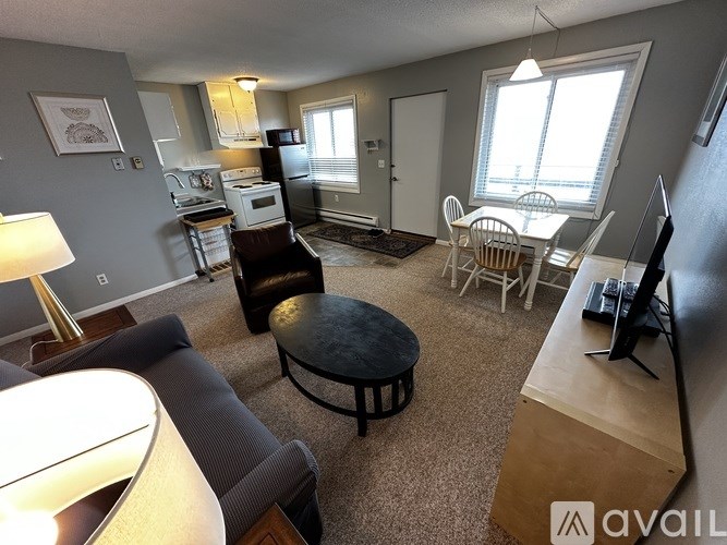 Source URL: https://prod-avail.s3.amazonaws.com/public_images/41513175/listing/Photo_Feb_07_2023__1_44_43_PM.jpg