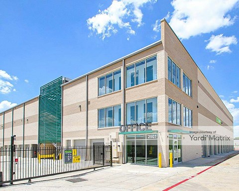 Storage Units for Rent available at 2901 Strawn Lane, Fort Worth, TX 76135