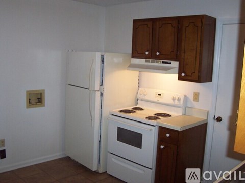429 N Center St 2 Beds Apartment for Rent