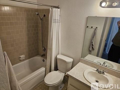44588 La Paz Rd 4 Beds Apartment for Rent
