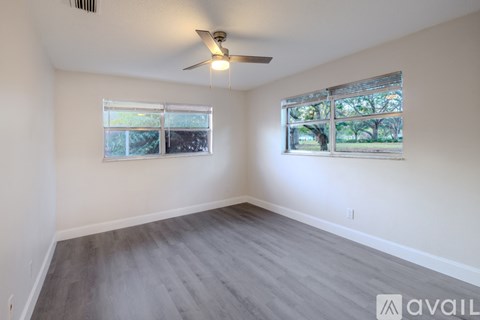 3872 7Th Ave N 2 Beds Apartment for Rent