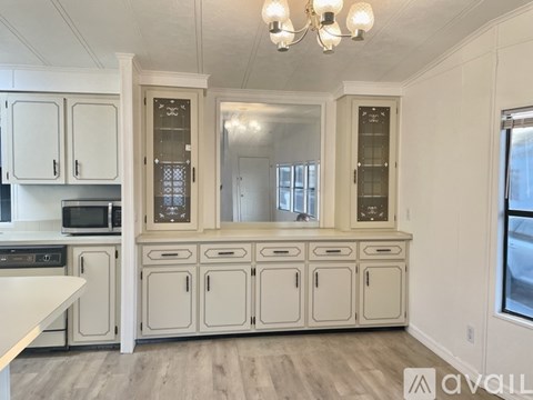 100 Hampton Rd 2 Beds Apartment for Rent