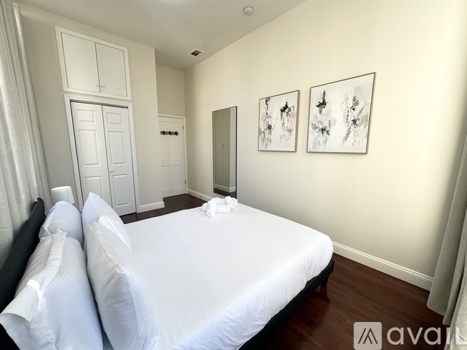 217 N 11th St 2 Beds Apartment for Rent - Photo gallery 3
