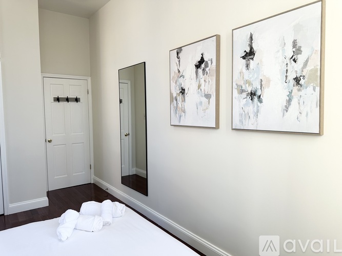 217 N 11th St 2 Beds Apartment for Rent - Photo gallery 1
