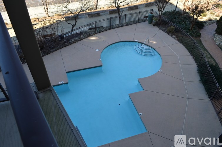 A heart-shaped pool in the middle of a courtyard.