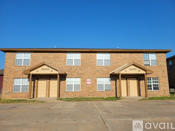 A building with the number 3200 on it.