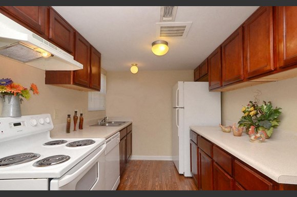 Greenbriar Commons Apartments, 3000 Stone Hogan Connector, Atlanta, GA