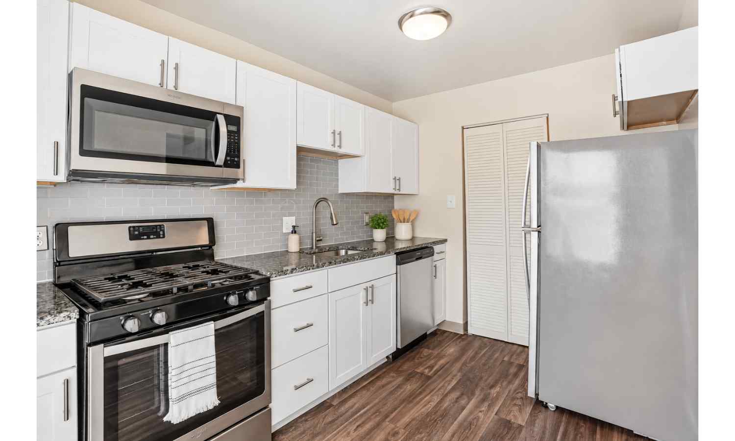 900 Woodchuck Place 1-3 Beds Apartment for Rent