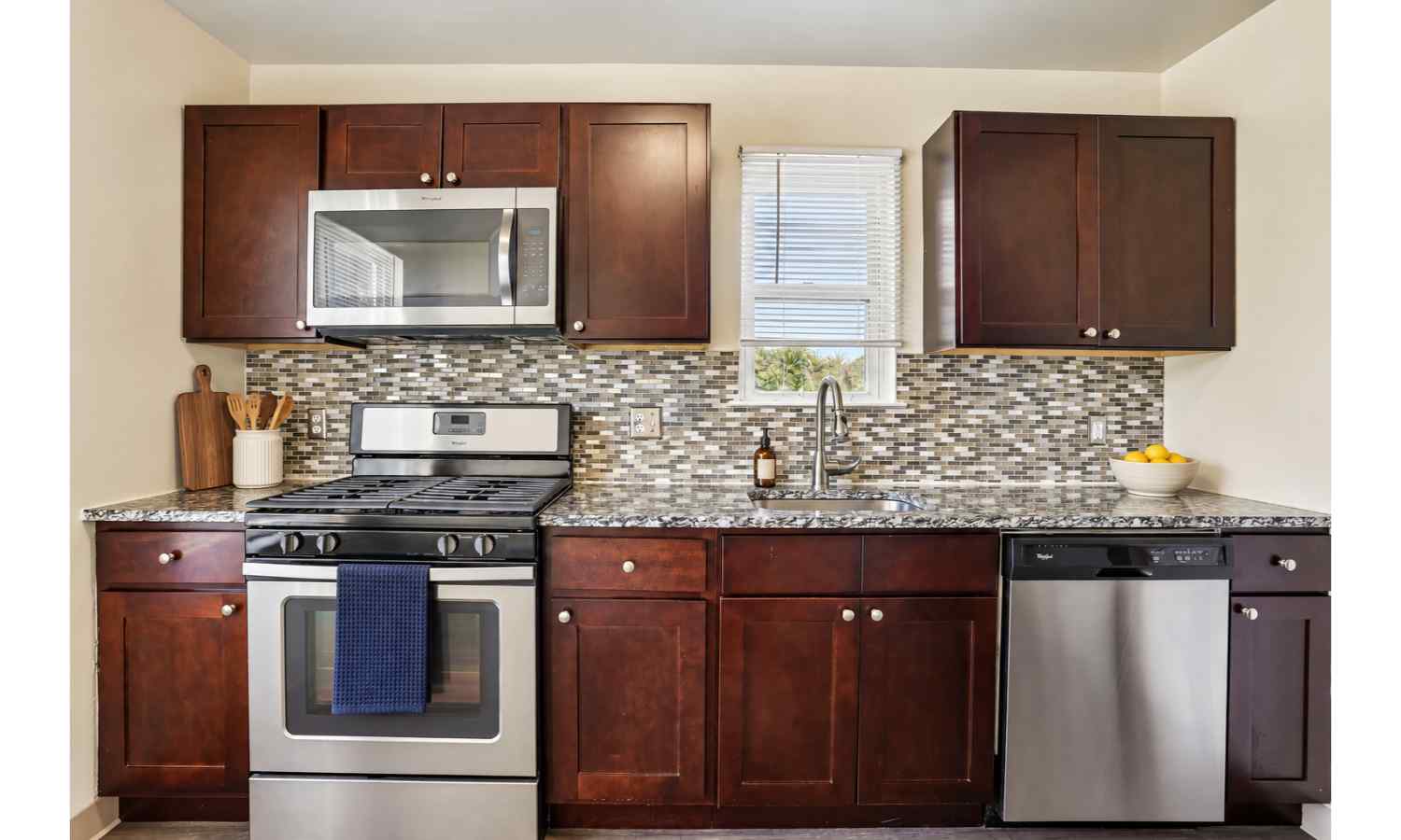 900 Woodchuck Place 1-3 Beds Apartment for Rent
