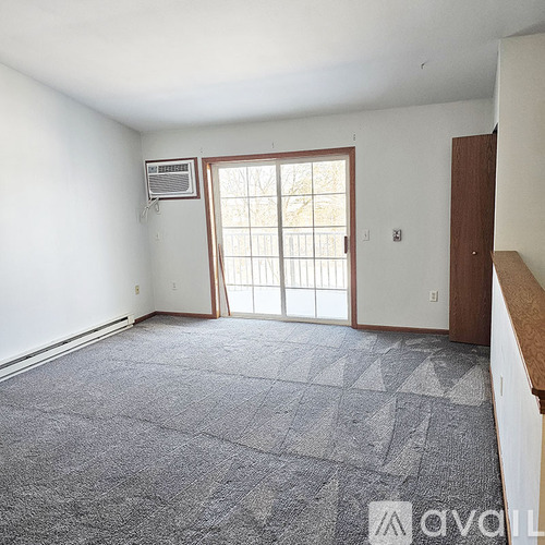 Source URL: https://prod-avail.s3.amazonaws.com/public_images/41794288/listing/LivingRoom1.jpg