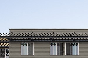 Exterior View of Building and Courtyard - Photo Gallery 2