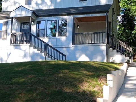 1080 Westmont Rd SW 3 Beds Apartment for Rent