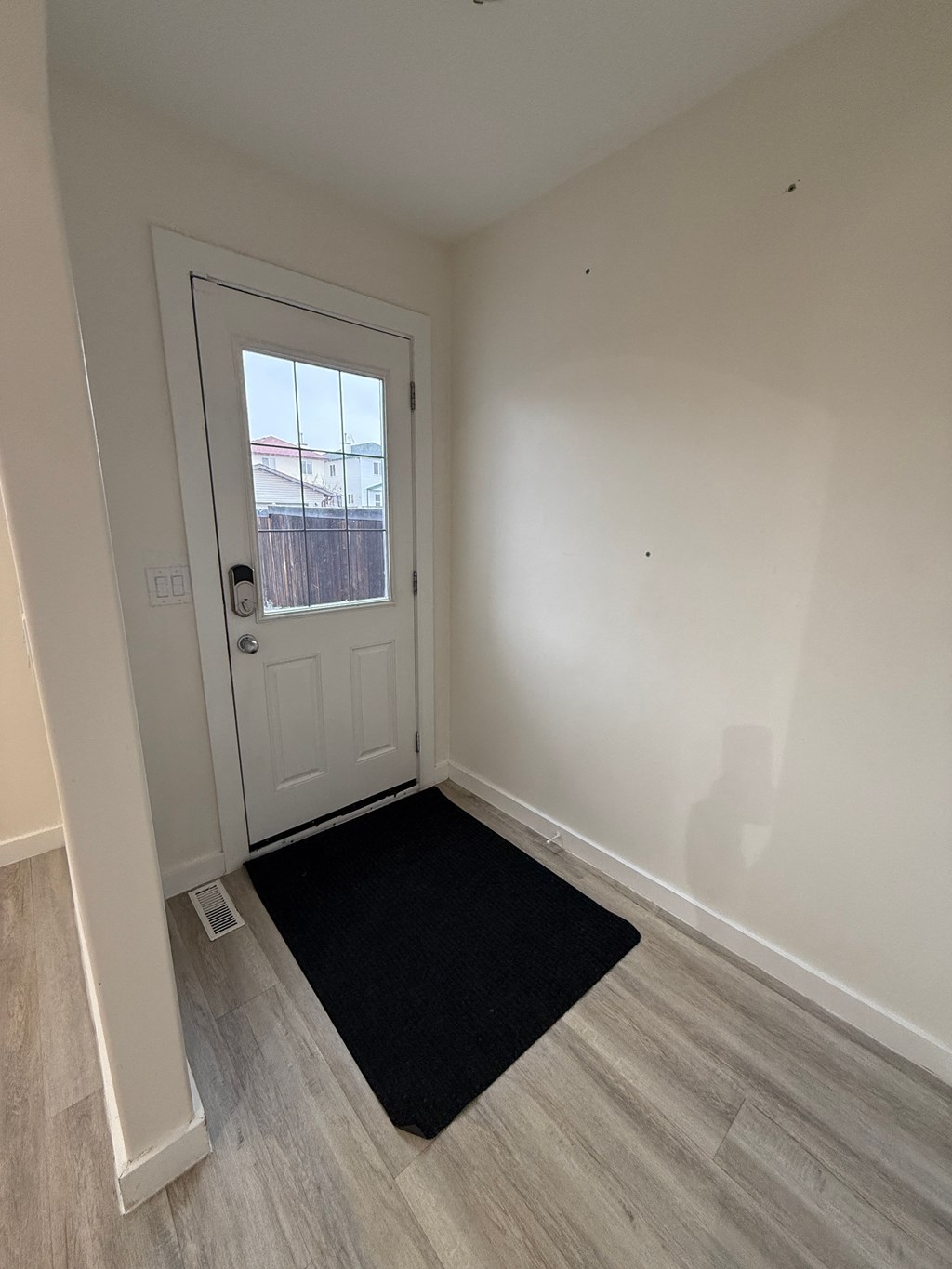 270 Rattlepan Creek Crescent 4 Beds House for Rent - Photo Gallery 14