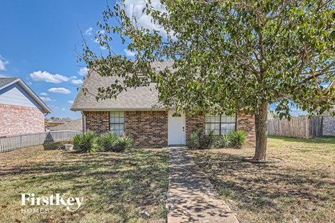1013 Weiss Avenue 4 Beds Apartment for Rent