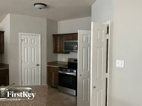 15626 Gatsby Lane 3 Beds Apartment for Rent
