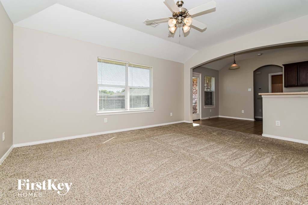 1818 Willowbrook Drive 3 Beds House for Rent - Photo Gallery 4