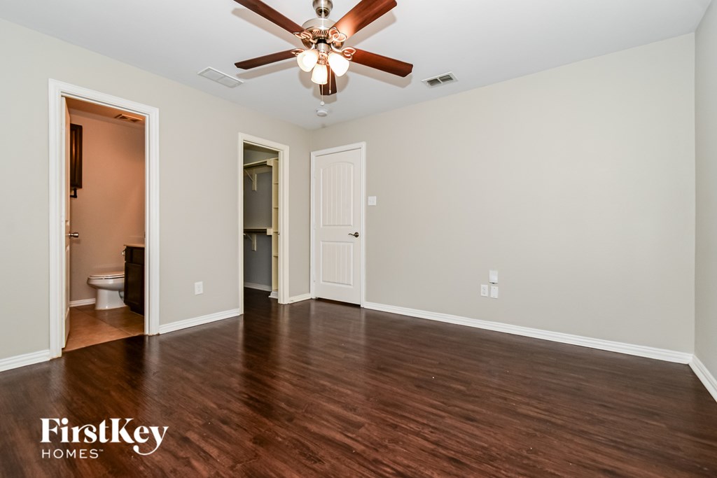 1818 Willowbrook Drive 3 Beds House for Rent - Photo Gallery 9