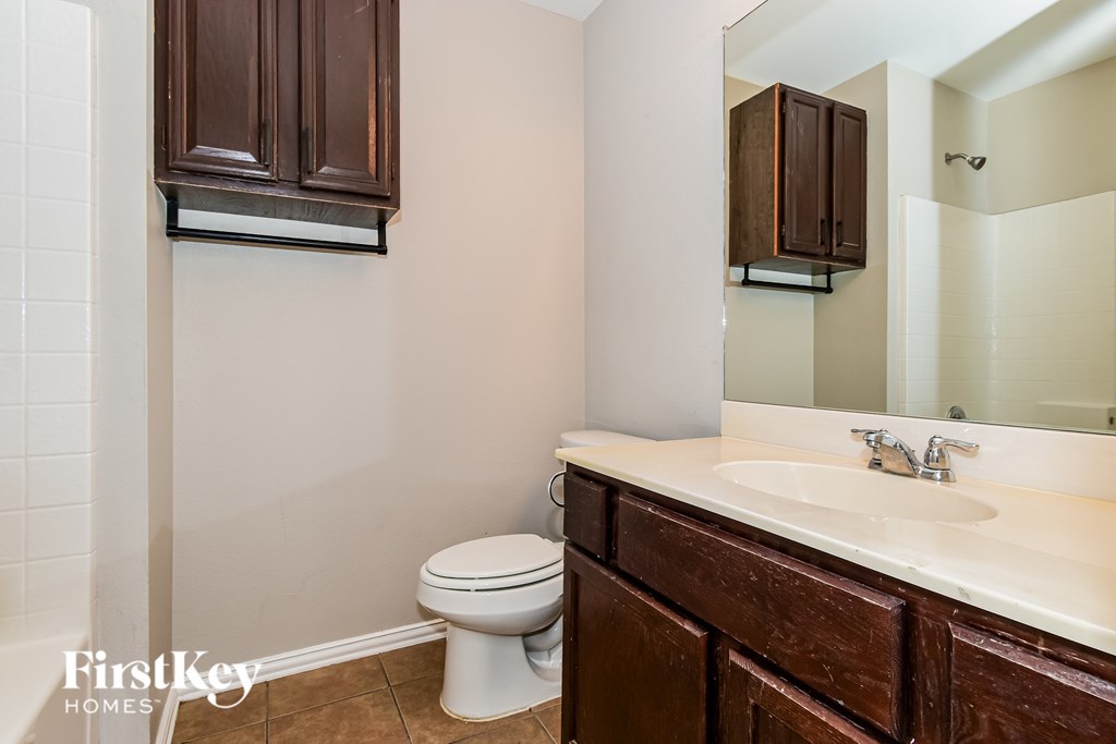 1818 Willowbrook Drive 3 Beds House for Rent - Photo Gallery 12