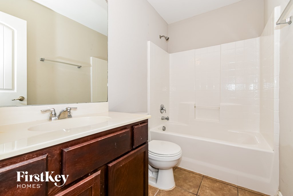 1818 Willowbrook Drive 3 Beds House for Rent - Photo Gallery 16