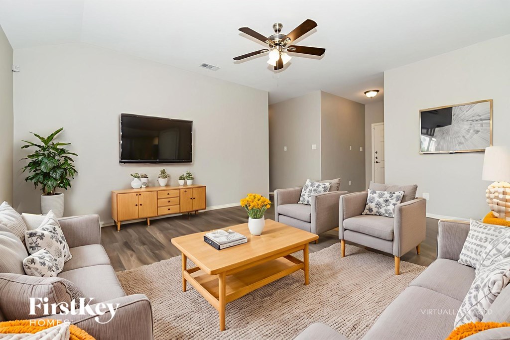 1821 Ridgecrest Drive 3 Beds House for Rent - Photo Gallery 5