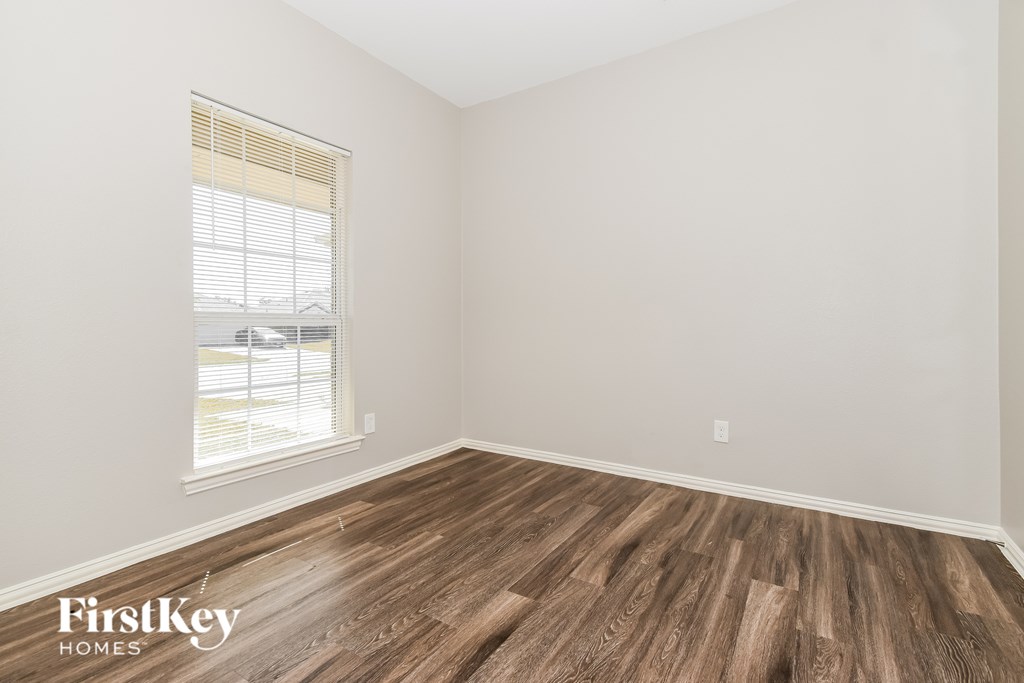 1821 Ridgecrest Drive 3 Beds House for Rent - Photo Gallery 13