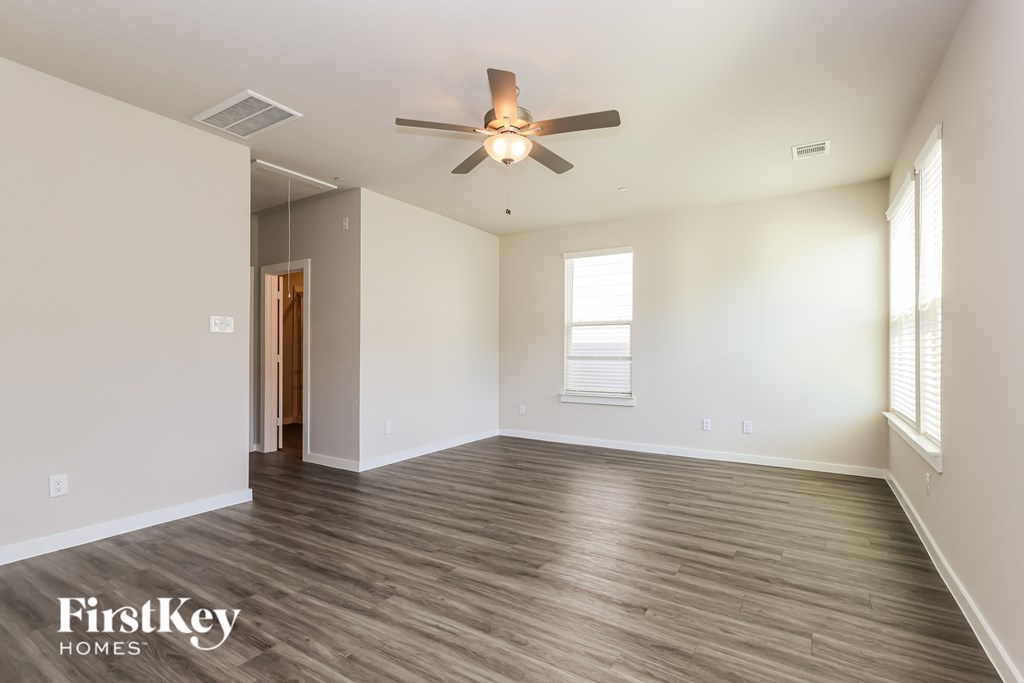 18314 W Centro Circle 3 Beds House for Rent - Photo Gallery 9