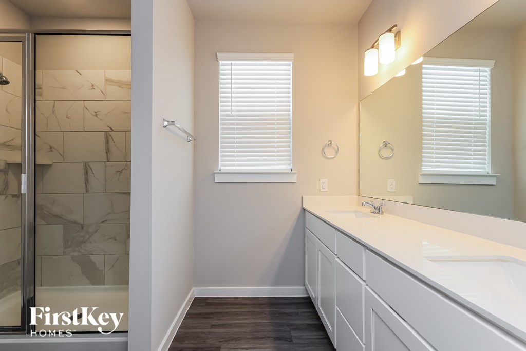 18314 W Centro Circle 3 Beds House for Rent - Photo Gallery 12