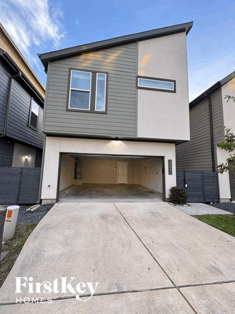 18322 W Centro Circle 3 Beds Apartment for Rent